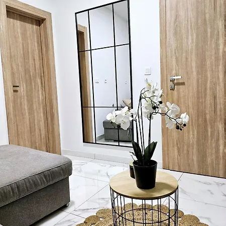 Nika Villa *